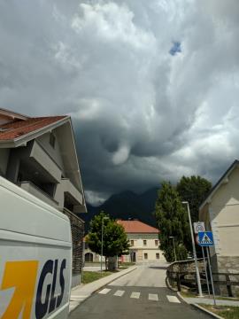 mini tornado v Preddvoru, foto Andrej Piškur (1)